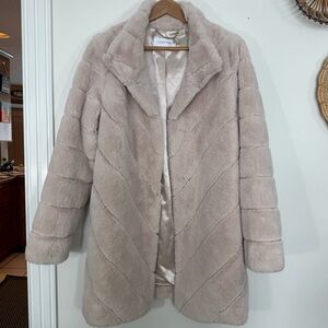 Calvin Klein Champagne Beige Cream Woman Faux Fur Coat Size L Jacket Elegant